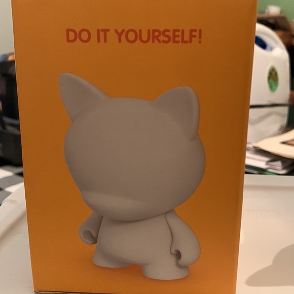 Trikky - Kidrobots  DIY MunnyWorld Trikky THE CAT - Picture 6 of 7